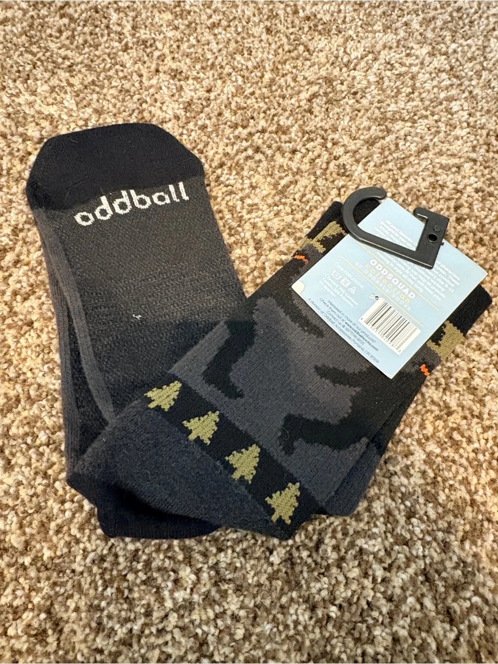 Oddsquad Men's Black & Gray Crew Socks with Tree Motif - One Pair